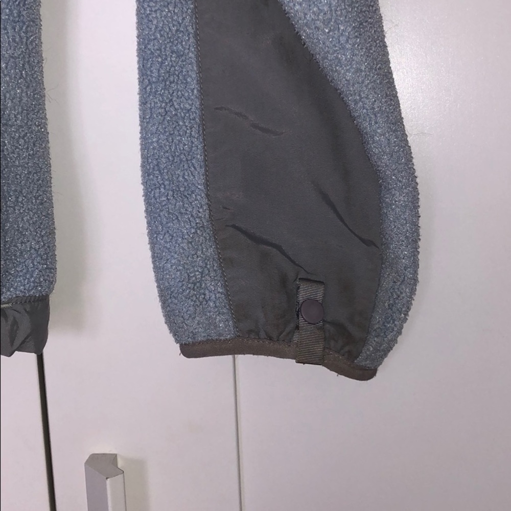 Light blue and grey north face - Picture 2 of 2